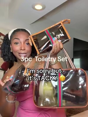 Now this is more professional 😩😝 #vanitybag #toiletrybag #travelessential #toiletrybags #toiletrypouch 