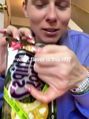 These CHIPS AHOY! Chewy Mystery Glitch Cookies are giving Y2K chaos in the BEST way. Limited edition, chewy, and honestly… I’m scared to know what the “glitch” flavor even means. #ChipsAhoy #MysteryGlitchCookies #LimitedEditionSnacks #SnackTok #TasteTestTime 