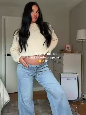 HOW do they still fit?? IDK. but they are SO comfy + stretchy😫🥲❤️ #pregnancy #pregnant #fashion #maternityfashion 