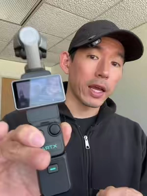 They’re throwing in a SD card with their cameras, but it’s got a limited time @Xtra Direct #xtra #xtramuse #vloggingcamera 