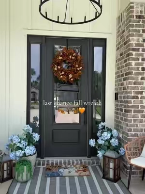 The perfect fall front door wreath 🍁 front porch decor, fall front porch, how to decorate for autumn, how to decorate for fall, neutral fall decor, non scary fall decorations, qvc wreath, autumn wreath  