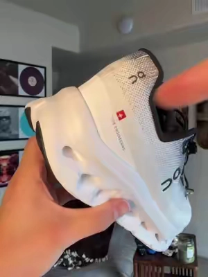 The rolex of sneakers ?? #fyp #oncloud 
