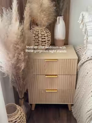 Tell me you’ve seen more gorgeous nightstands than these, I’ll wait. But really, these are so pretty AND functional. #nightstands #bedroom #bedroomdecor #bedtime
