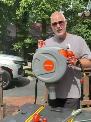 NEOTEC No Drill Retractable Garden Hose Reel 50FT 360° Swivel #RetractableHoseReel #GardenHose #LawnCare #YardTools #TikTokShopCreatorPicks @Neotec_us 