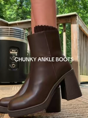 omg i am so in love with these!!!! 👢🤎  #chunkyboots #falloutfits #fallboots #ankleboots #fallfashion 