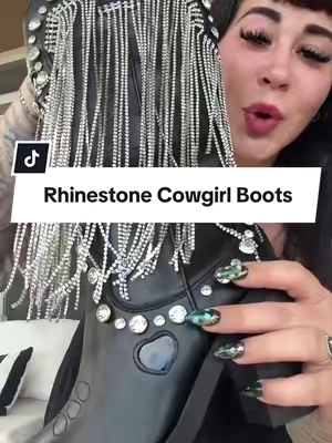 These are statement boots! @Dolls Kill  #TikTokshopbacktoschool #tiktokshopsummersale #dealsforyoudays #cowgirlboots #dollskill 