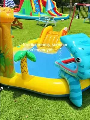 one of those toddler summer activities that actually keeps them busy ☀️💦 #kiddiepool #summeractivities #toddleractivities #toddlermom #backyardfun 