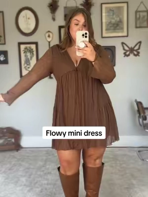 Possibly the cutest dress I’ve ever seen #minidress #flowydress #fallfashion #falloutfits #fallootd 