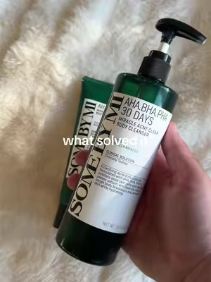 I do NOT miss my 🍓legs 🥰 @somebymi_my  #somebymi #strawberryskin #chickenskin #keratosispilaris #tiktokshopcreatorpicks 