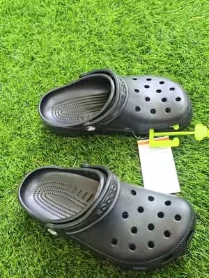@Crocs #crocs #crocsadultclassic #crocs 
