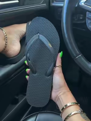 @vans #vans #vansshoes #flipflops #sandal #sandals 