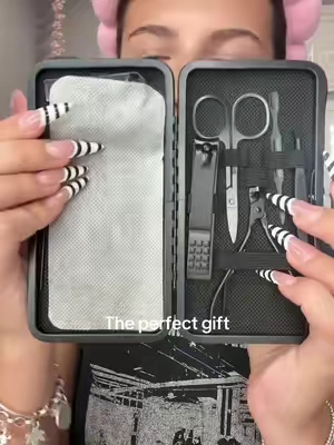 The perfect kit !! #boyfriend #gift 