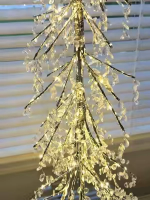 August & Leo Four Foot Acrylic Crystal LED Tree @HSN, Inc #tree #trees #decorating #homedecor #decor 