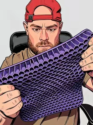 🍑 Si pasas muchas horas sentado, este cojín tipo honeycomb hace la silla muchísimo más cómoda. Distribuye mejor la presión, es flexible, transpirable y lo puedes usar en la oficina, el carro o en casa. Cojín ergonómico, cojín honeycomb, seat cushion, cojín para oficina, comodidad al sentarse, cojín para silla, TikTok Shop Back to School #TikTokShopBackToSchool #TikTokShopCreatorPicks #WeeklyDeals #SeatCushion #officeessentials 