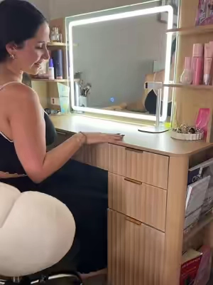 Vanity ✨ #vanity #vanitymirror #vanityorganization 