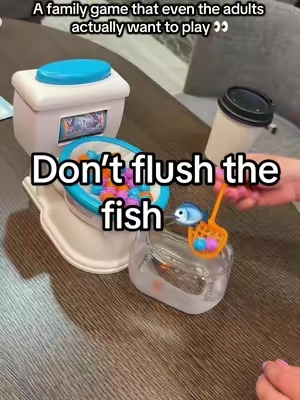 Don’t flush the fish is such a fun game for the whole family. Add this to your family game nights or Christmas present list.  #dontflushthefish #familygamenight #boardgames #toddlergames #familygames 