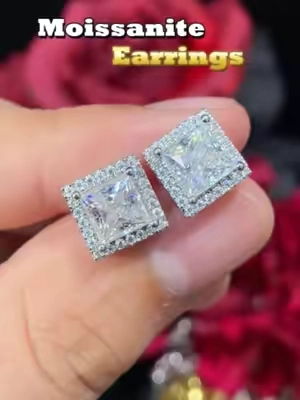 Newly Released Moissanite Princess Halo Studs.#delzzad #tiktokshopsummersale #moissanitejewelry #summerjewelry #sparkleandshine #moissanite #2026trend #unisexjewelry #princesscut #moissaniteearrings #earrings