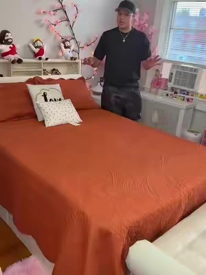 Sobrecama de microfibras de buena calidad pedí size king y le quedó perfecta a mi cama king size #sobrecama #microfibras #revesible #kingsize #tiktokshopblackfriday 
