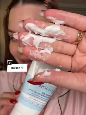 La que usan las mamás coreanas 🩵 @ILLIYOON US #Illiyoon #IlliyoonSkinCare #IlliyoonAtoCream #CeramideCream