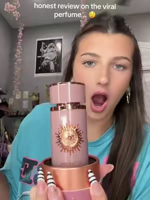 This is so good 😭 #perfume #fragrance #perfumetiktok 