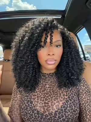 It’s the COILS for me! #unicehair #haircontentcreator #gluelesswigs #backtoschool #unice 