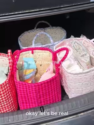 Wait…these trunk organizers are so adorable #carstorage #momlife #carorganizer #floralstoragebasket #momhack 