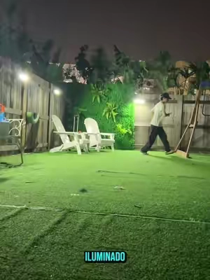 ¡No te pierdas esta lámpara solar! Haz tu pedido ahora y disfruta de un descuento y envío gratuito; además, no necesita electricidad.#solarlights #outdoorlighting #light #backyard #tuffenough 