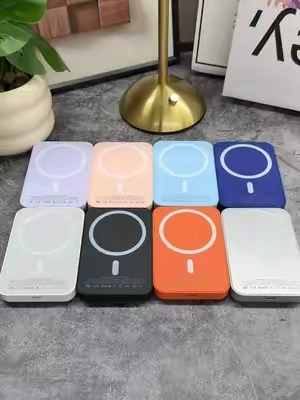 Colócalo y listo, sigue con tu día siempre con batería. Sin cables, sin estrés.#PowerBank #SohoChic #FastCharge #TikTokshopbacktoschool #tiktokmademebuylt 