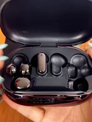 6 earbuds in ONE case... and it even charges your phone.Didn't expect that, right? 👀 #earbuds #wirelessearbuds #TechGadgets #tiktokmademebuyit #gadgets 