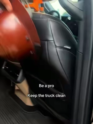 Hard hat buddy so everthing doesn’t roll around in the backseat 