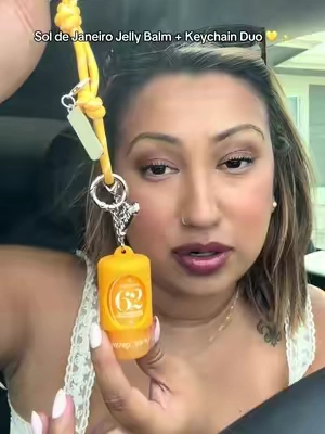 Perfect to take on the go!! @Sol de Janeiro #soldejaniero #soldejanierojellybalm #perfumebalm #perfumetok #travelessentials 
