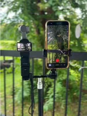 Double the content in less time! A mount for your vlogging camera and your phone! 🥹 #phonemount #cameramount #cameraholder #phonetripod #ulanzi 