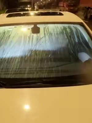 La lluvia no debería dejarte conducir a ciegas#perture #cardetailing #detailing 