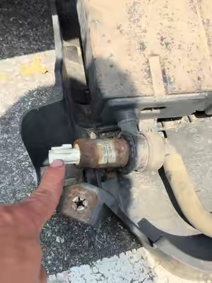 Si quieres ahorrarte dinero reparando tú mismo el vehículo te recomiendo este Scanner #autos #tools #scanner 