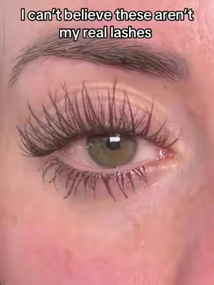 (They’re the brown breeze lashes with brown mascara on them!) 
