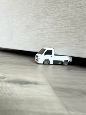 I wasn’t expecting this little RC pickup to drift this well, but now I can’t stop driving it every chance I get. #rctruck #driftlife #rccarlover #rcfun #TikTokshopbacktoschool 