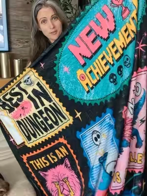 Dungeon Crawler Carl is such a popular book. This throw is perfect for DCC fans #dungeoncrawlercarl #dccfanpage #giftideasforhim #TikTokshopbacktoschool 