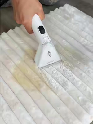 an affordable stain cleaner that works better than the expensive ones! #uwantcarpetcleaner #steamcleaner #carpetcleaner #uwanty100steam #summersales 