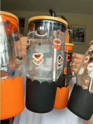 The glass tumblers for Halloween are here and so cute 🎃 #halloween #spookyseason #glasstumbler 
