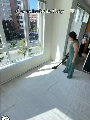 Alfombra lavable resistente a las manchas y antideslizante el color perfecto para resaltar cualquier espacio 🤍💯✨vale completamente la pena 10/10 #alfombra #lavable #homedecor #organizedhome #decoration 
