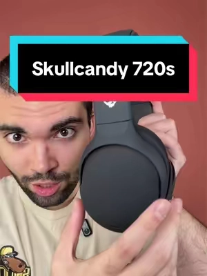 These headphones are actually insane😭 #headphones #skullcandy #bass #gym 