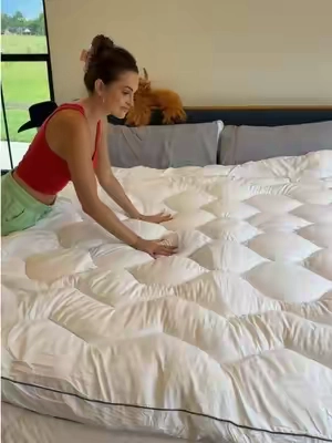 I would definitely try this before getting rid of your mattress. It’ll totally transform it #mattresstopper #newmattress #tiktokshopcreatorpicks 