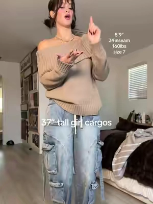 Fashion nova loves the tall baddies  #cargopants #tallgirl #cargos #fashionnova