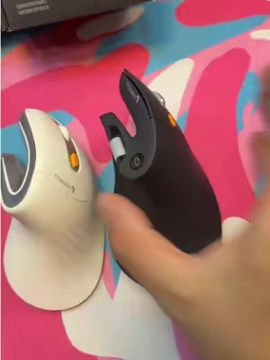 This has to be the most Ergonomic Mouse I have ever used! This is awesome! It’s discounted now! #kahladeals #tiktokshopcreatorpicks #ergonomicwirelessmouse