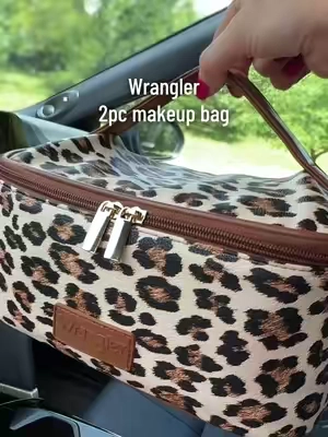 Wrangler 2 pc makeup case in so many gorgeous prints and patterns @Rustic Charm Bootic #westernstyle #tiktokshopcreatorpicks #makeupcase #makeupbag #wrangler 