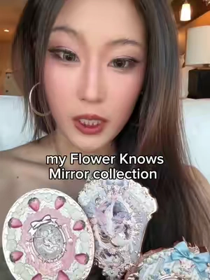 Might grab the teddy bear one 👀 @Flower Knows Makeup @flowerknows.us @フラワノーズ（FlowerKnows） #flowerknows #flowerknowsmirror #flowerknowsmakeup #douyinmakeup #makeup 