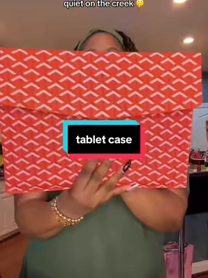 the print gives expensive without having to explain itself #tabletsleeve  #tabletcase #bougieonbudget  #documentorganizer #workessentials