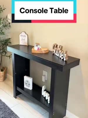 If you need a simple modern look to your entryway, check this out! #consoletable #entrywaytable #homedecorideas #homedecor 