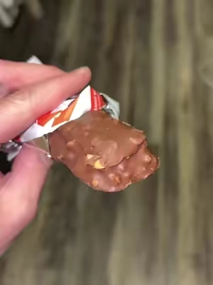 one of the best tasting bars i’ve ever had, and def best peanut butter based one NO contest