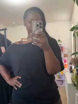 Off shoulder vibes! 